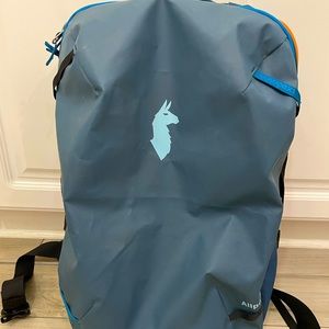 Cotopaxi Allpa 42L travel pack - Indigo